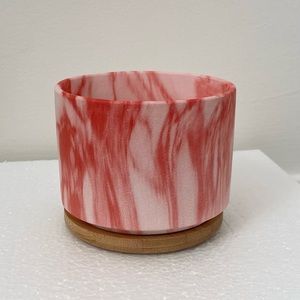 Red pot
